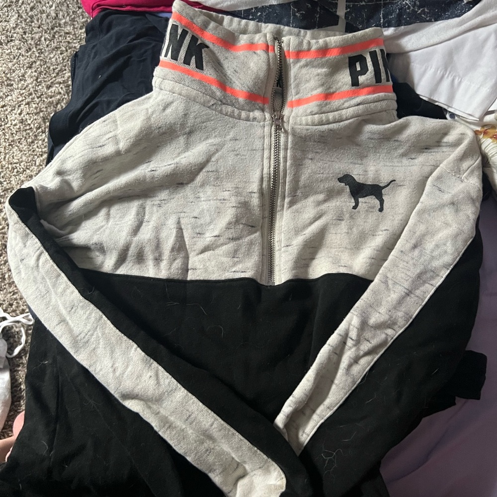 Pink pullover XS